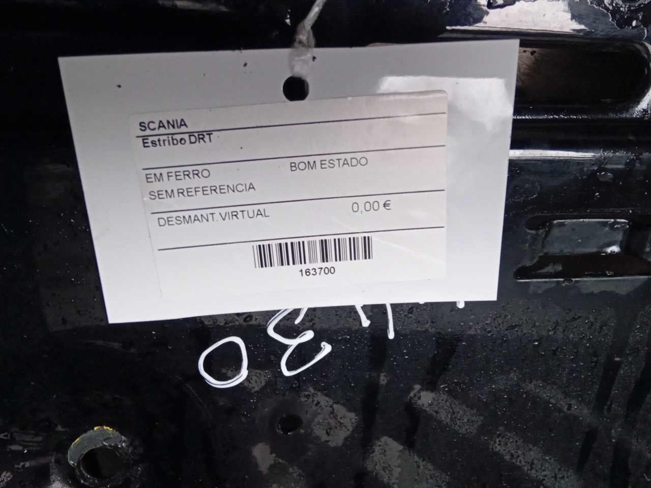 Estribo DRT SCANIA R124A Imagem-3