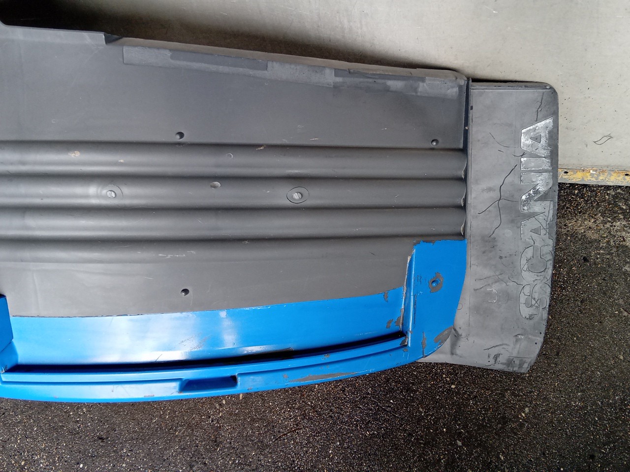 Guarda Lamas SCANIA P,G,R,T - series | 03 -  Imagem-1