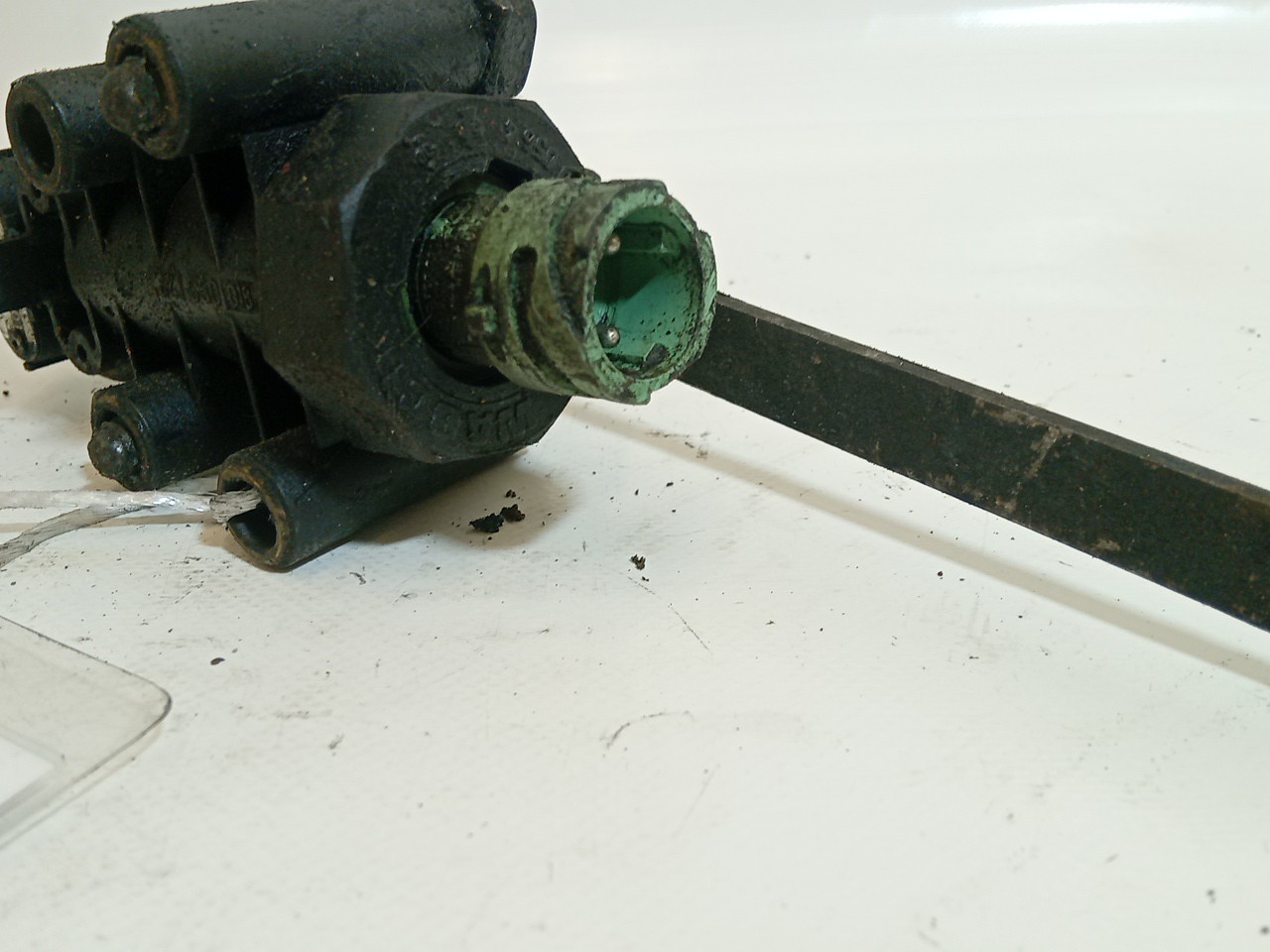 SENSOR SCANIA P,G,R,T - series | 03 -  Imagem-2