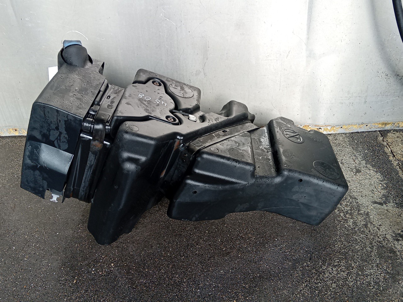 Deposito de AdBlue DAF XF- 106 (2013-2021) Imagem-3