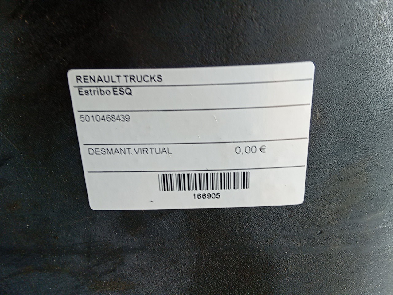 Estribo ESQ RENAULT TRUCKS Midlum | 00 -  Imagem-4