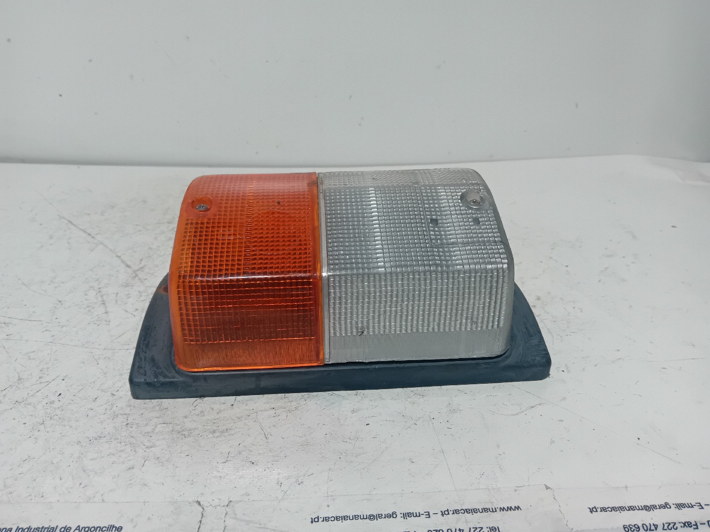 Farolim De Pisca Traseiro Dto SCANIA - Imagem-1