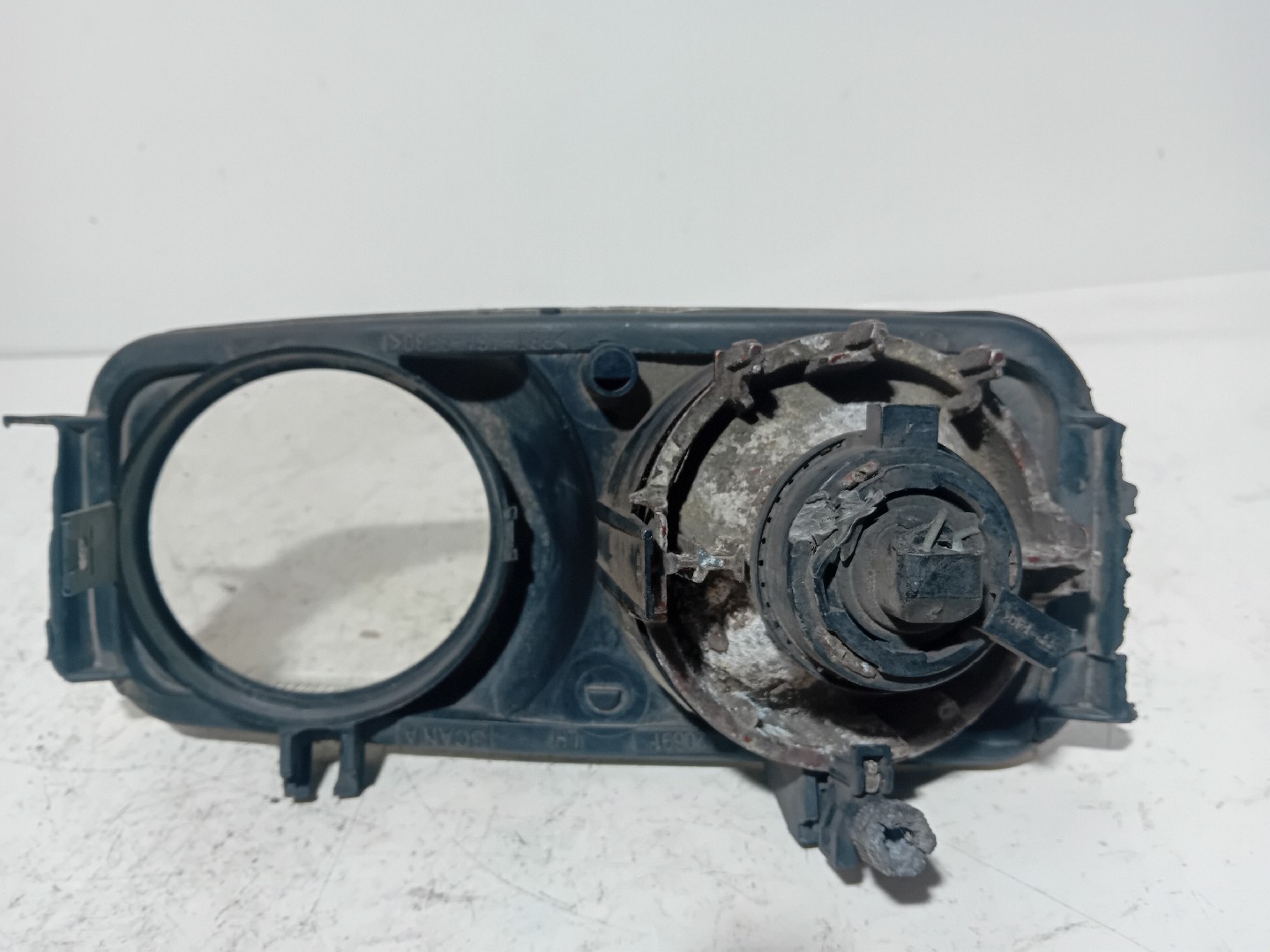 farol nevoeiro SCANIA - Imagem-1