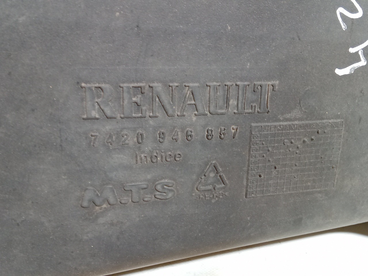 TUBO RENAULT TRUCKS Magnum 2 Imagem-3