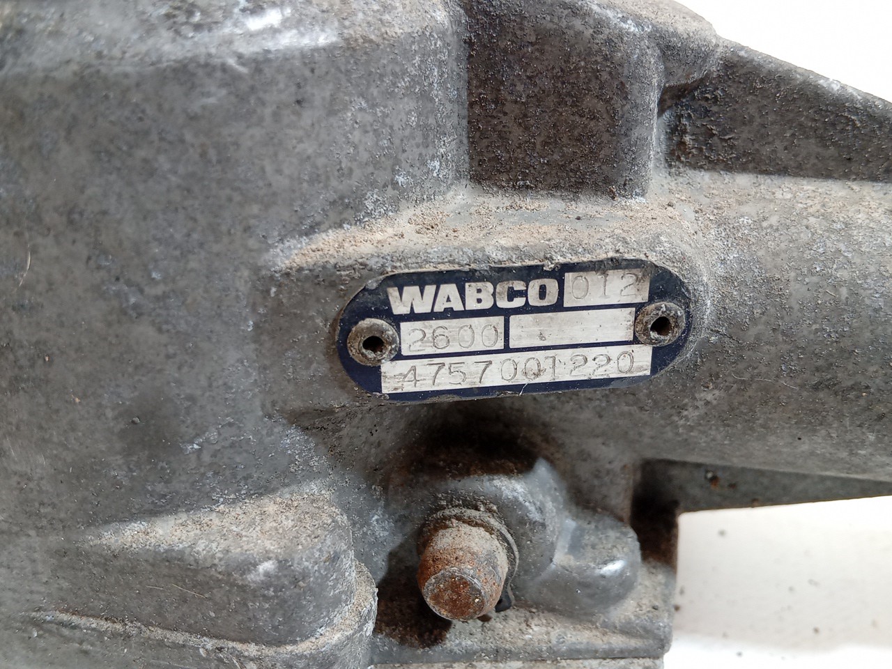 VALVULA SCANIA P,G,R,T - series | 03 -  Imagem-4