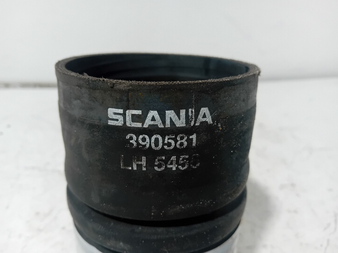 TUBO SCANIA - Imagem-2