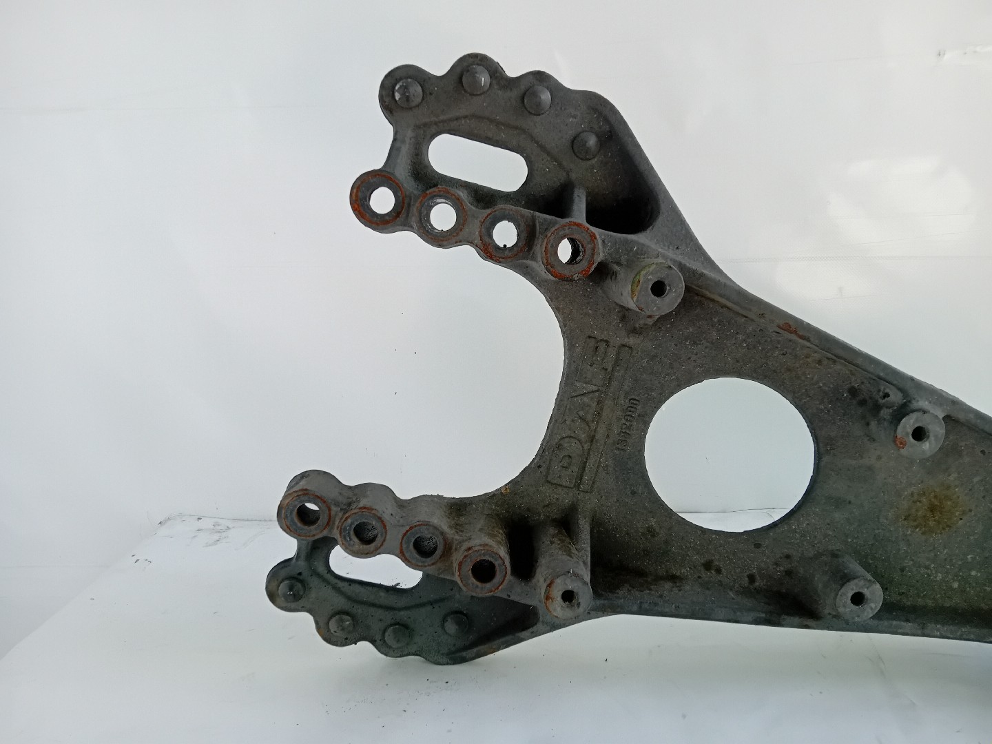 BRINCO / MANCAL DA SUSPENSÃO DAF XF 105 | 05 -  Imagem-2