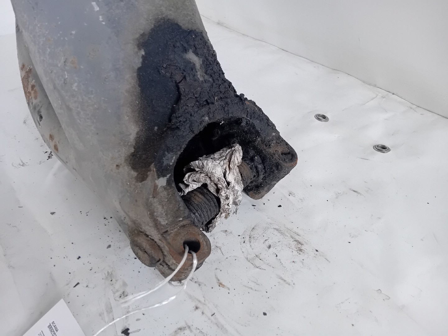 BRINCO / MANCAL DA SUSPENSÃO SCANIA 3 - series | 88 - 96 Imagem-1