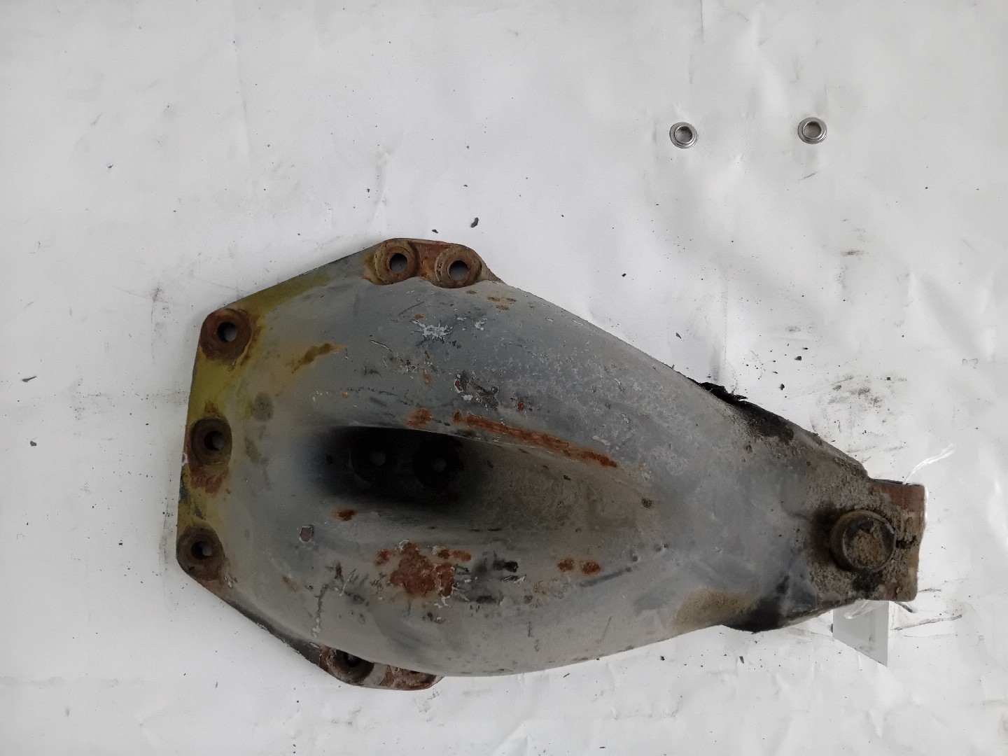 BRINCO / MANCAL DA SUSPENSÃO SCANIA 3 - series | 88 - 96 Imagem-4