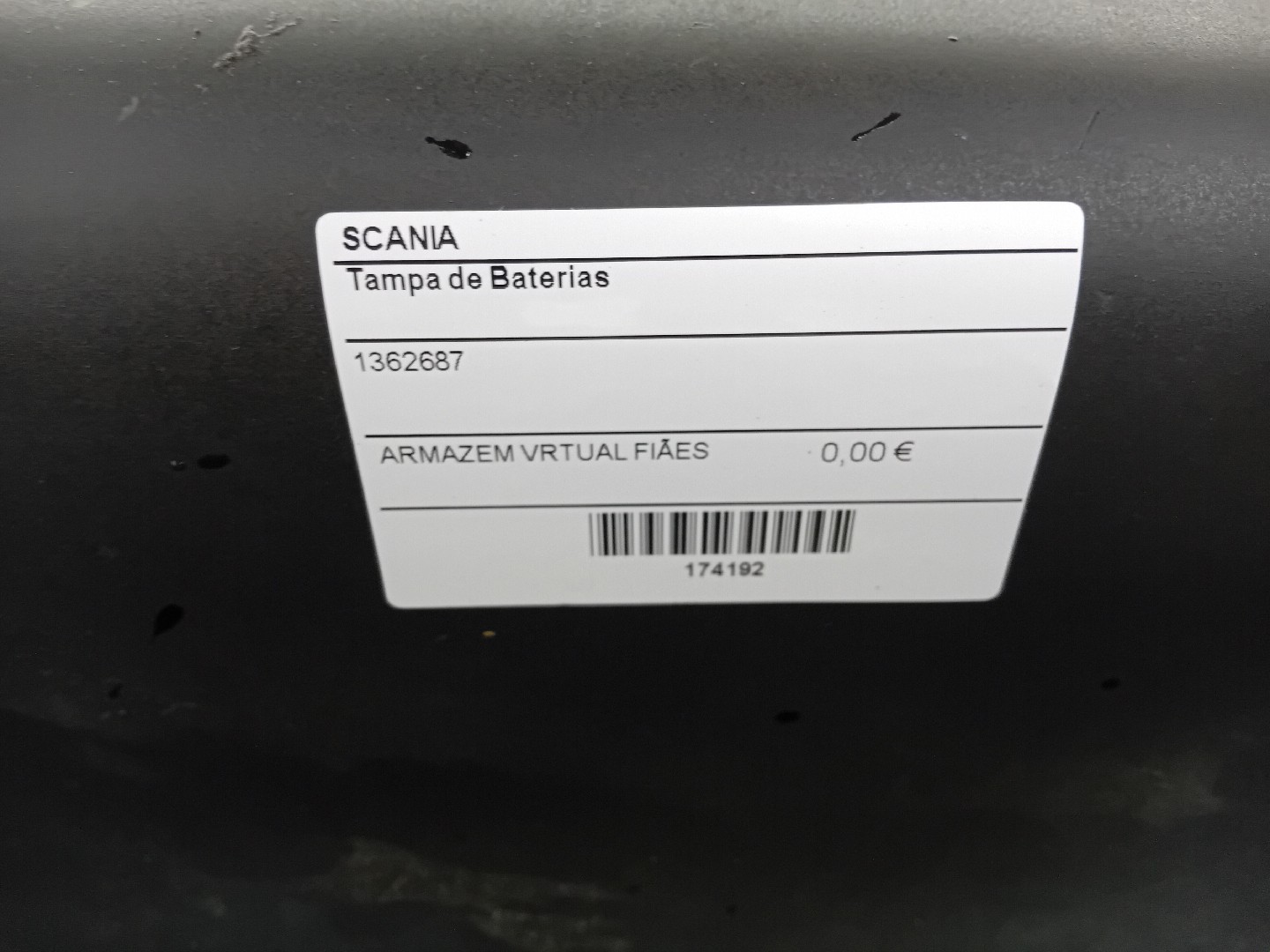 Tampa de Baterias  SCANIA R124A Imagem-5