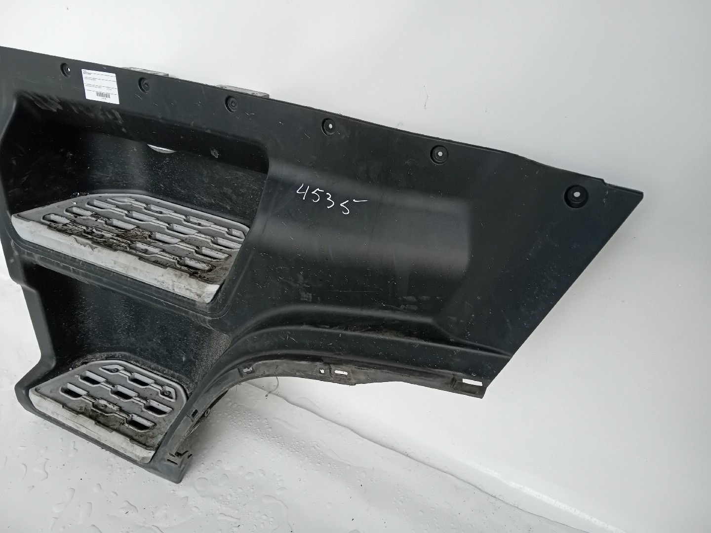 Estribo ESQ FORD F-MAX | 18 -  Imagem-3