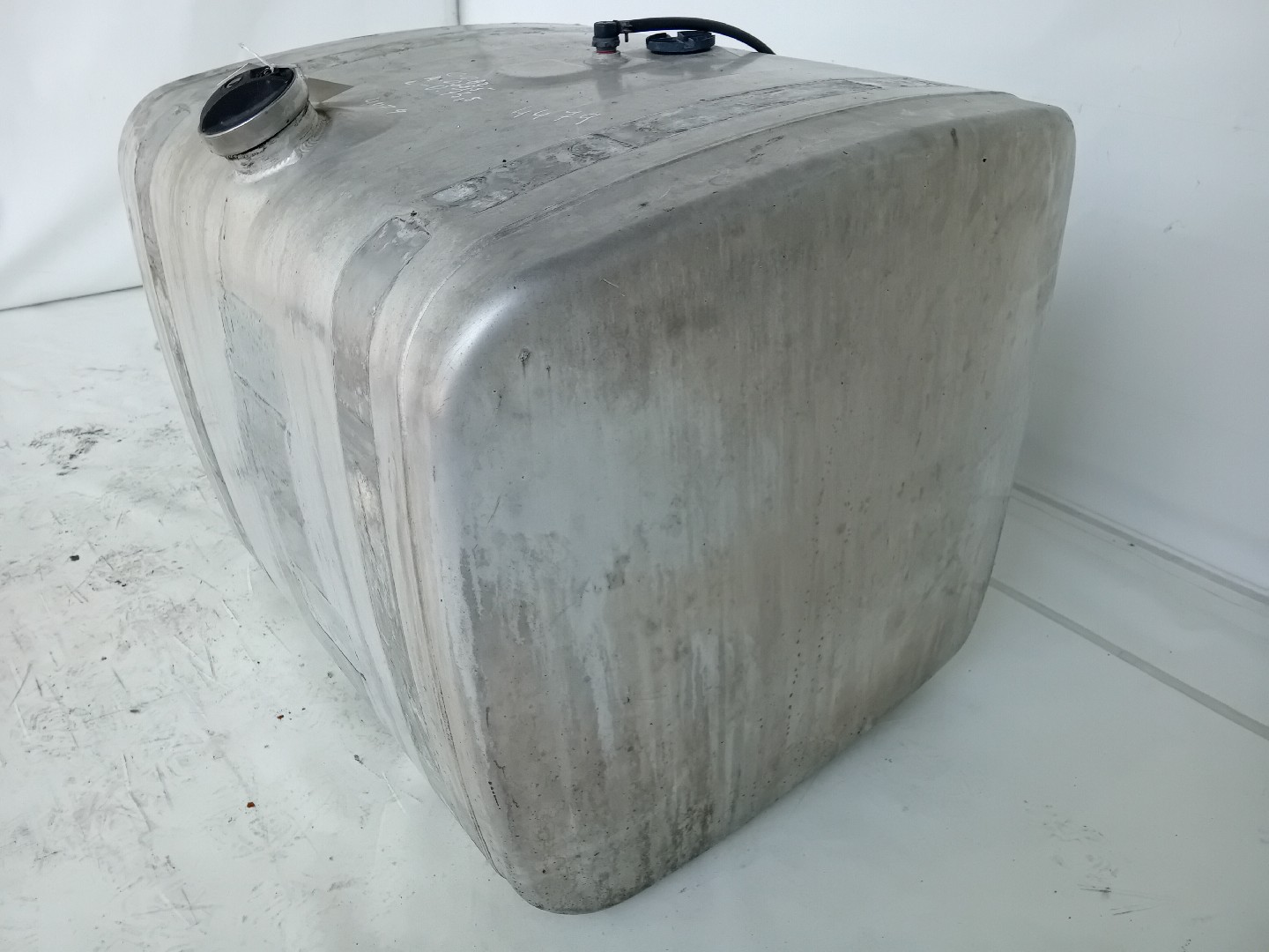 Depósito de Combustível SCANIA P,G,R,T - series | 03 -  Imagem-2