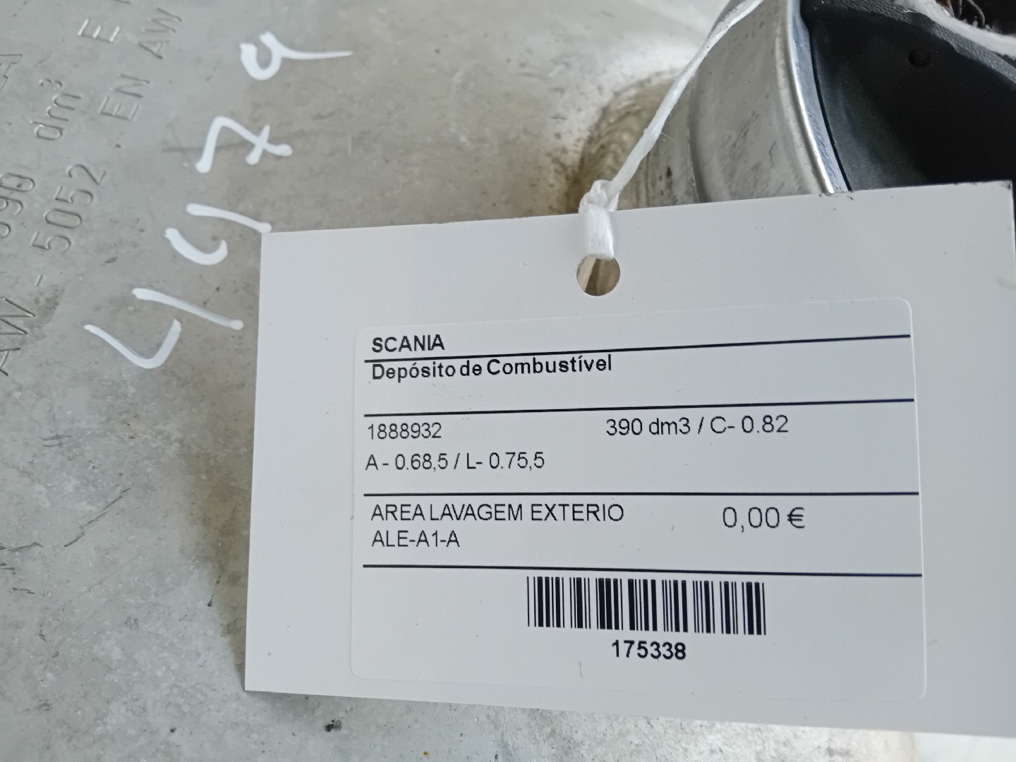 Depósito de Combustível SCANIA P,G,R,T - series | 03 -  Imagem-6