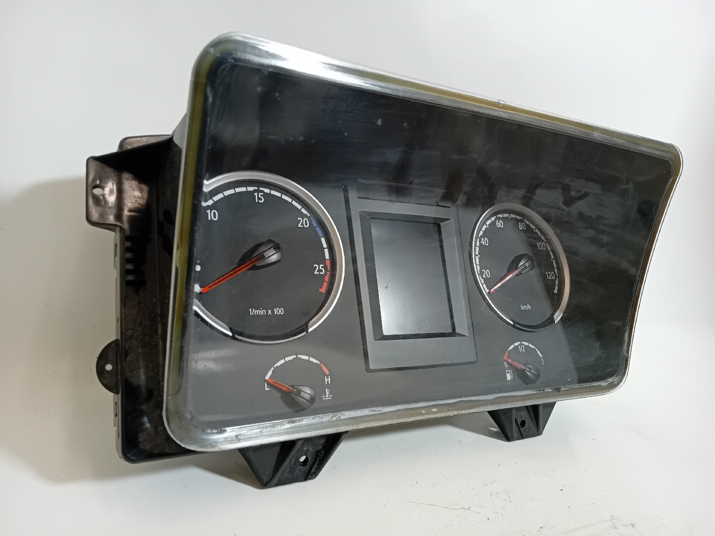 Quadrante SCANIA P,G,R,T - series | 03 -  Imagem-1