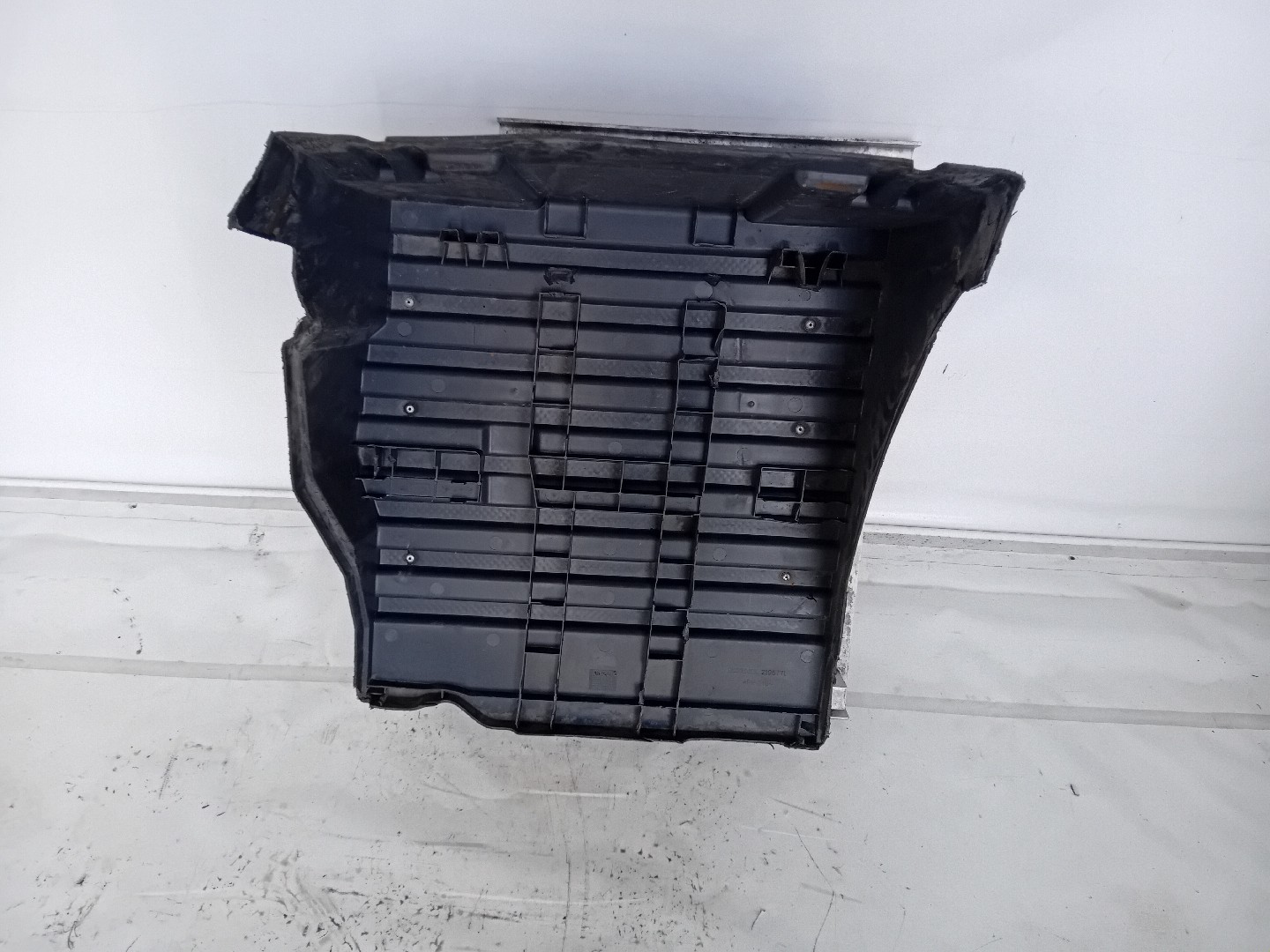 Tampa de Baterias  SCANIA P,G,R,T - series | 03 -  Imagem-3