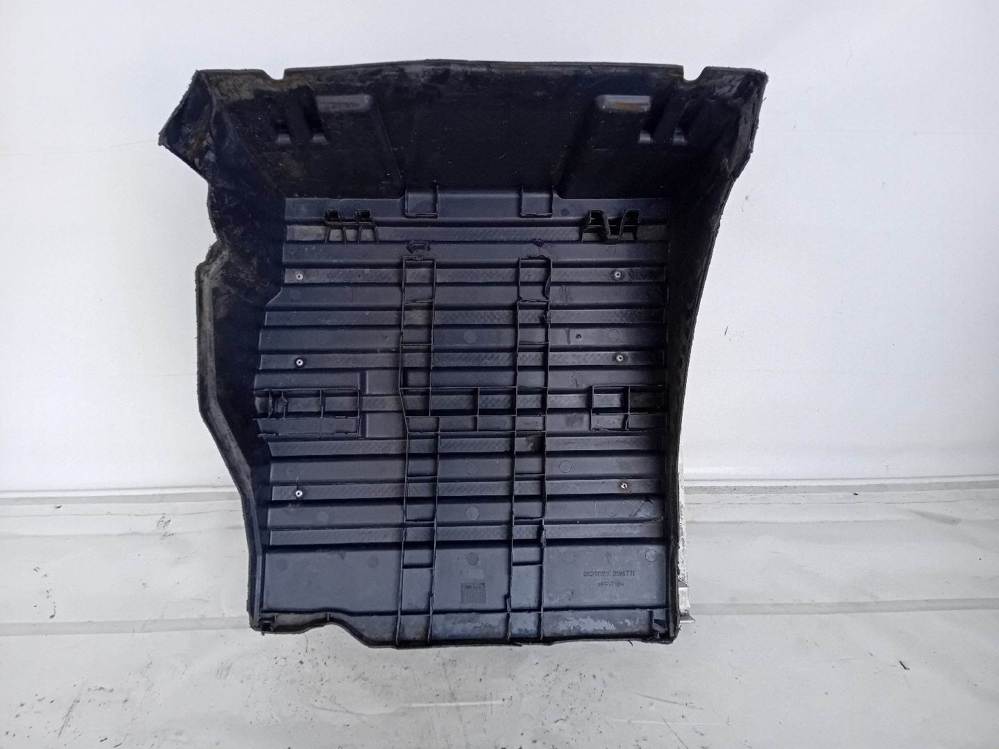 Tampa de Baterias  SCANIA P,G,R,T - series | 03 -  Imagem-4