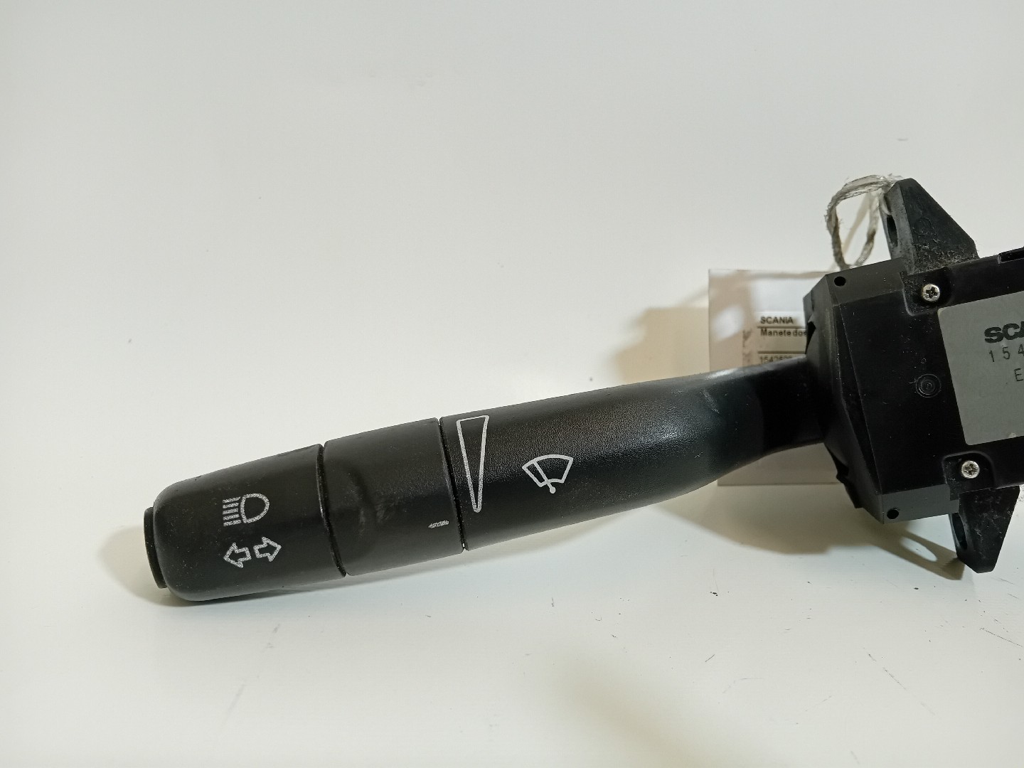 MANETE DOS PISCAS SCANIA P,G,R,T - series | 03 -  Imagem-1