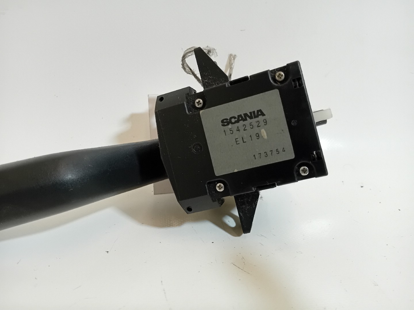 MANETE DOS PISCAS SCANIA P,G,R,T - series | 03 -  Imagem-2