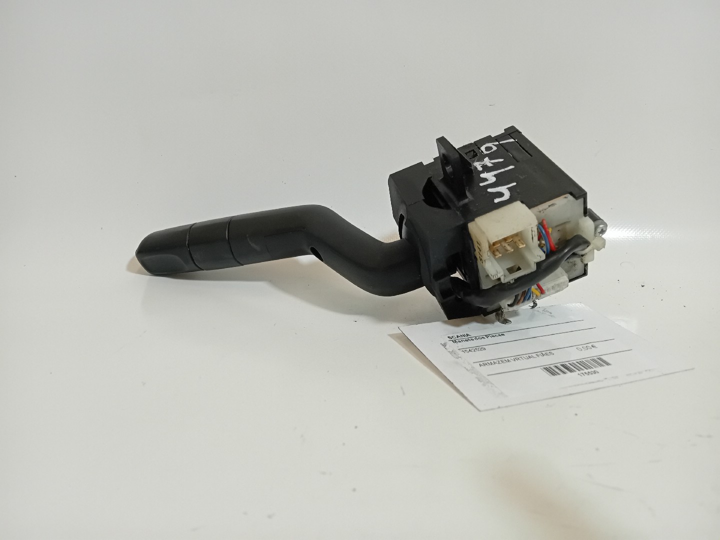 MANETE DOS PISCAS SCANIA P,G,R,T - series | 03 -  Imagem-3