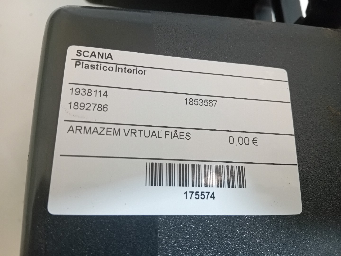 PLASTICO INTERIOR SCANIA P,G,R,T - series | 03 -  Imagem-5