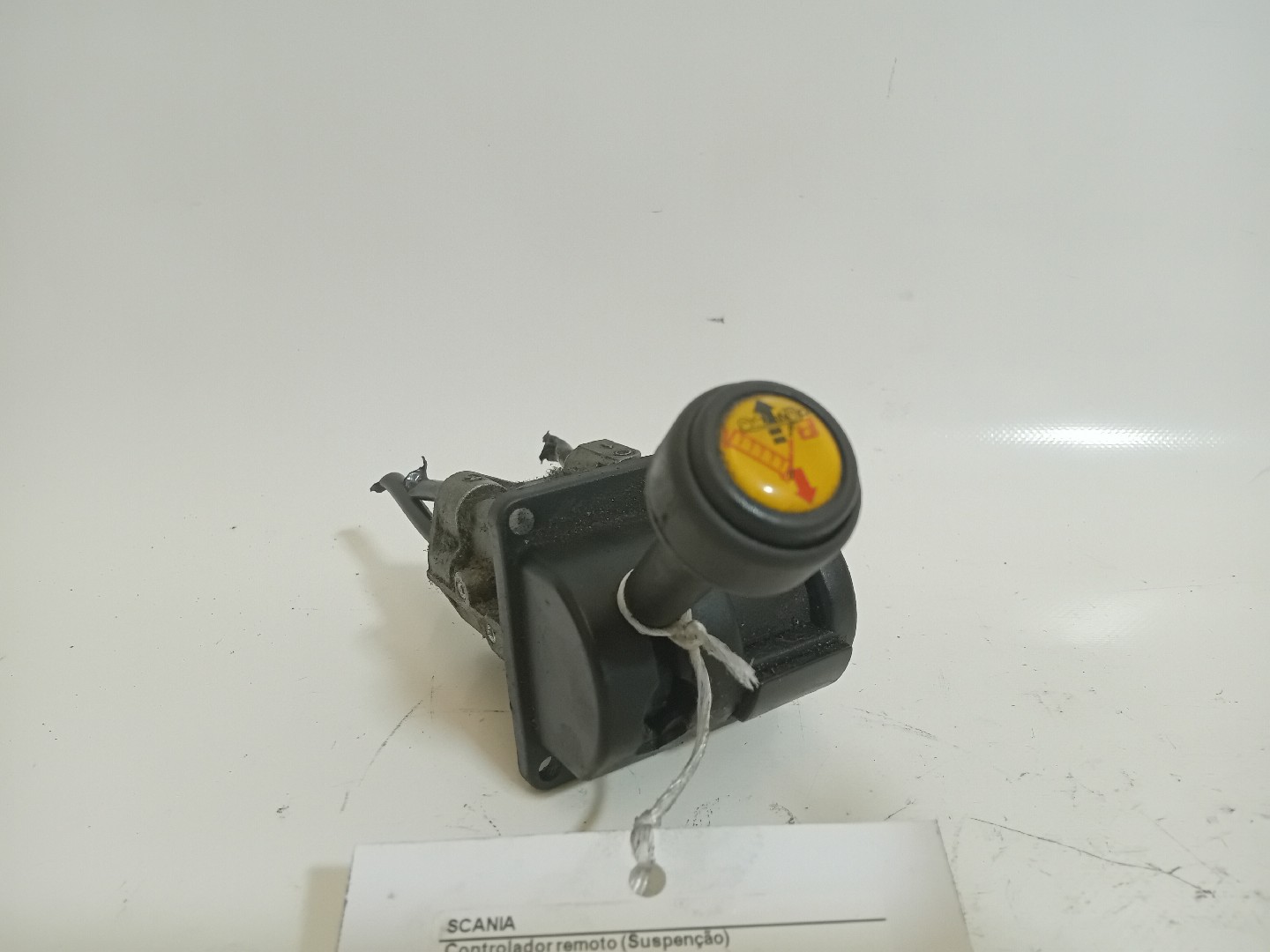 CONTROL REMOTO (SUSPENÇÃO) SCANIA P,G,R,T - series | 03 -  Imagem-1