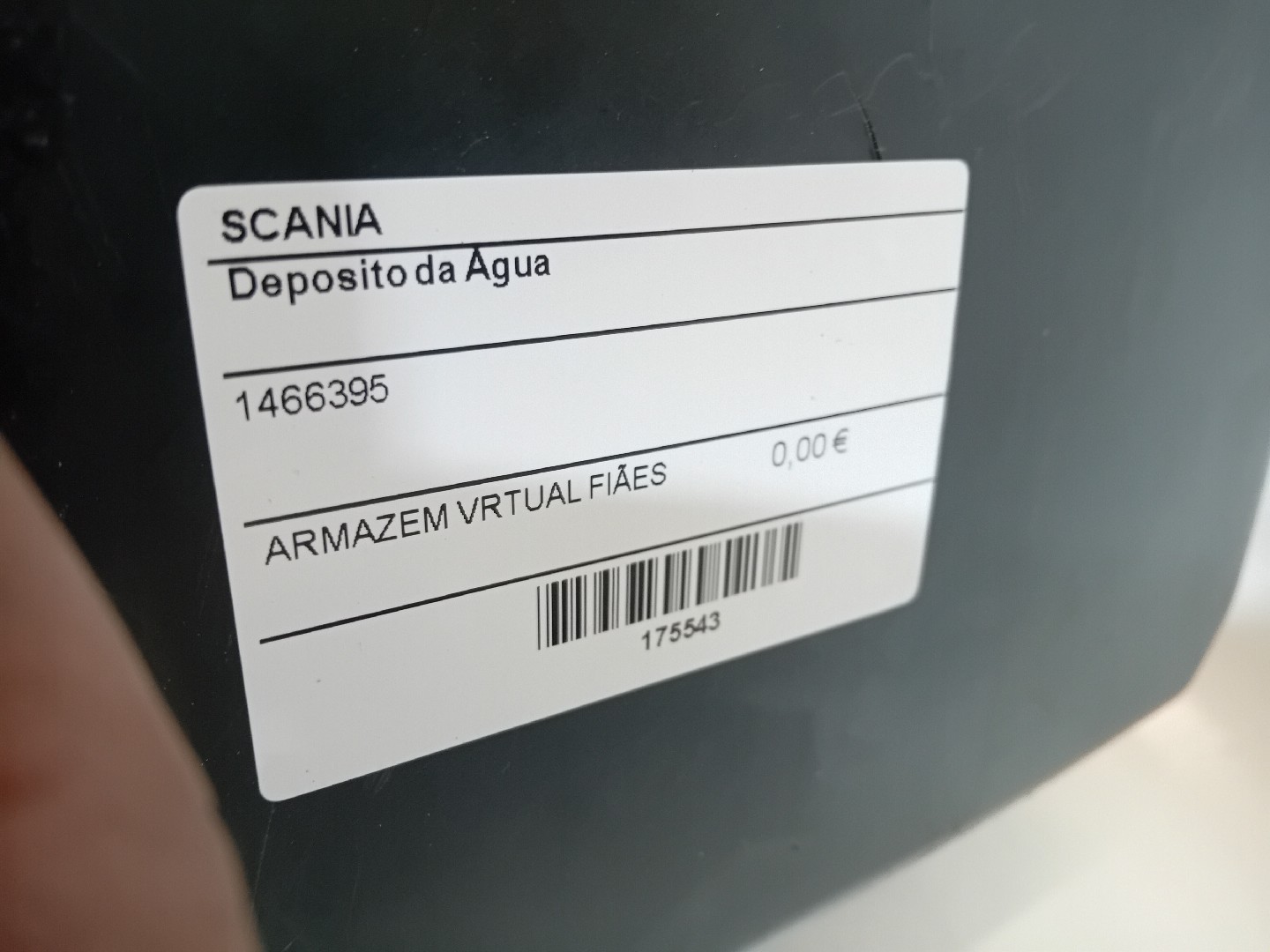 Deposito da Água SCANIA P,G,R,T - series | 03 -  Imagem-4