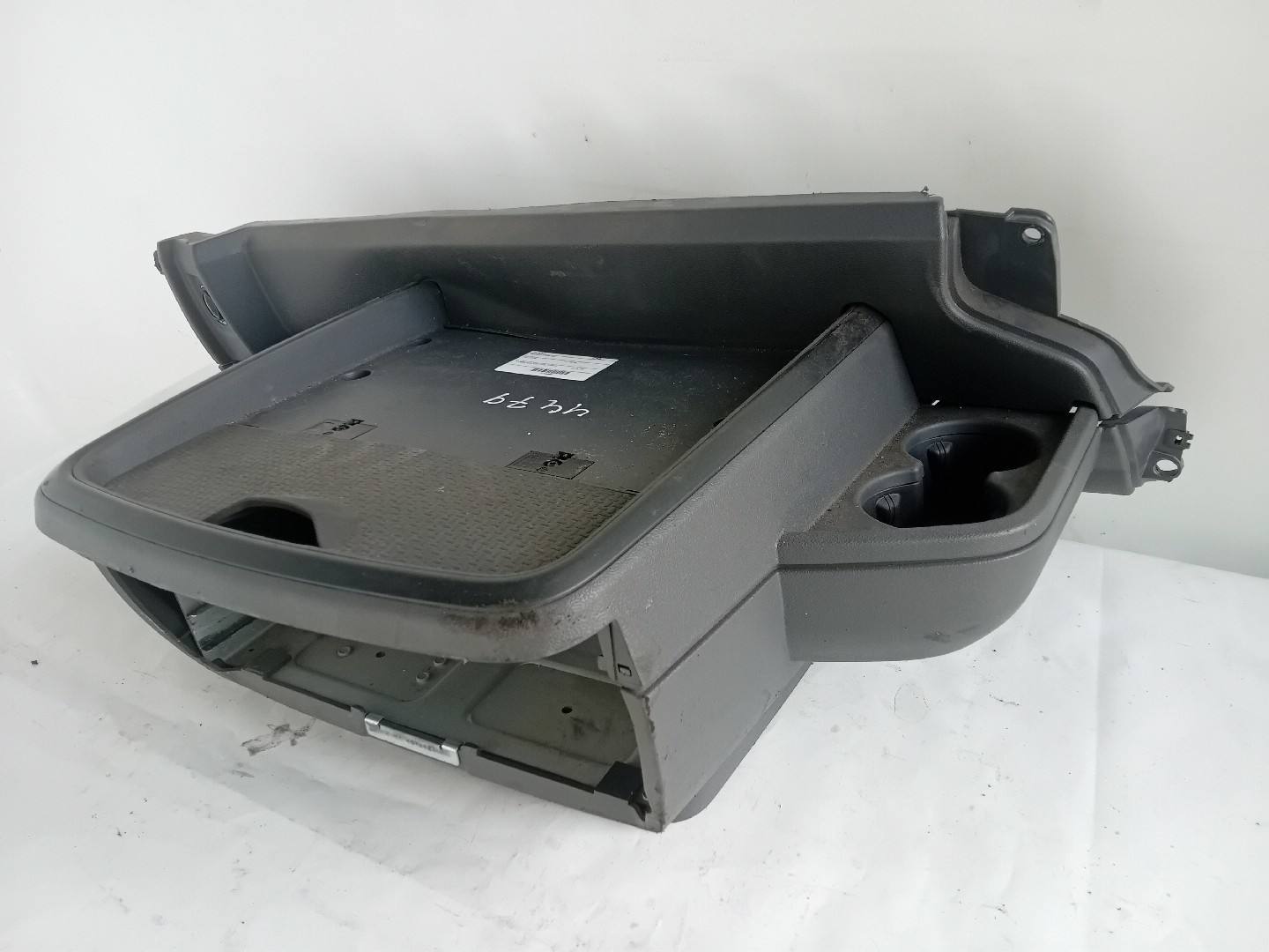 PLASTICO INTERIOR SCANIA P,G,R,T - series | 03 -  Imagem-1