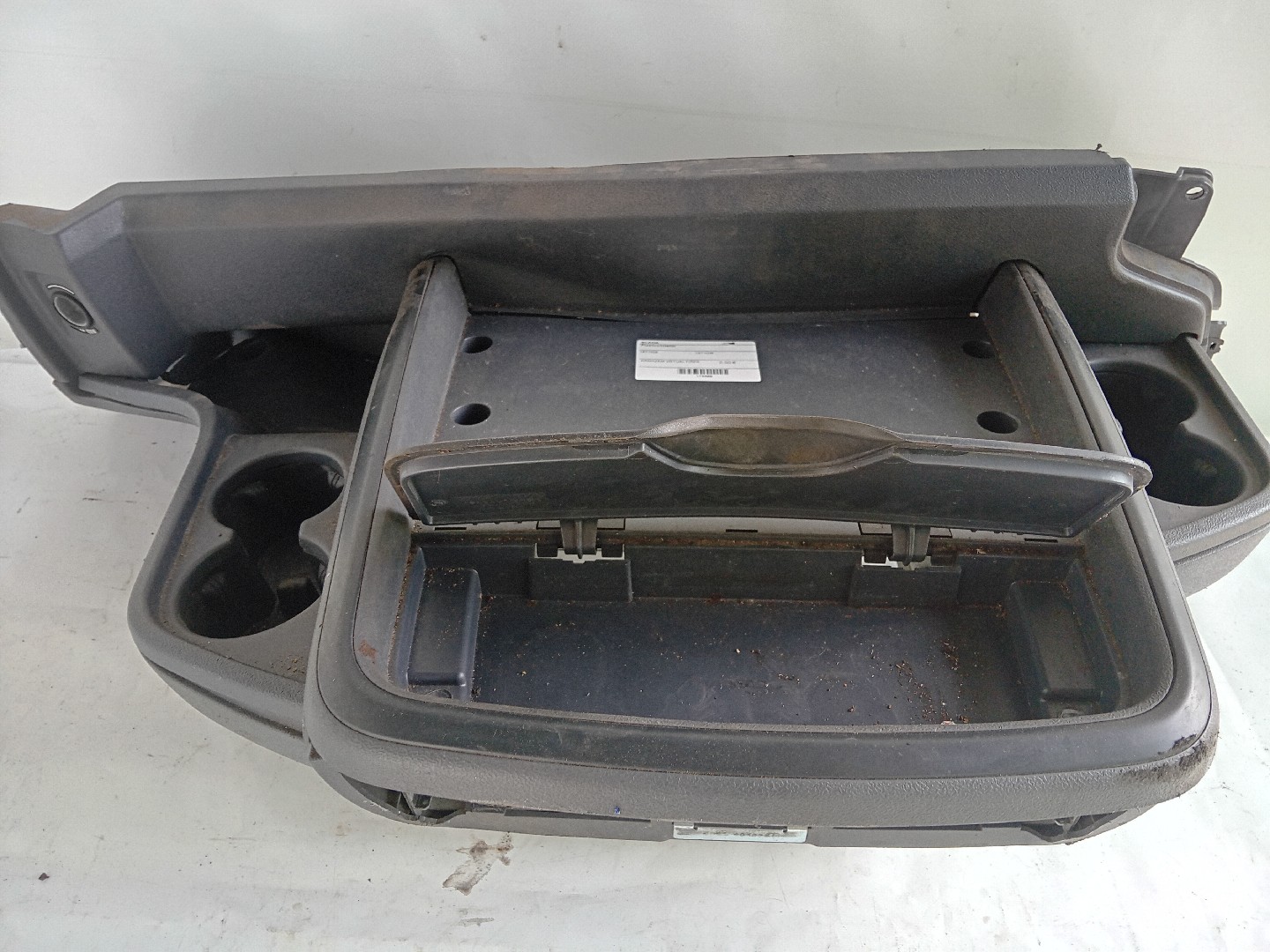 PLASTICO INTERIOR SCANIA P,G,R,T - series | 03 -  Imagem-3