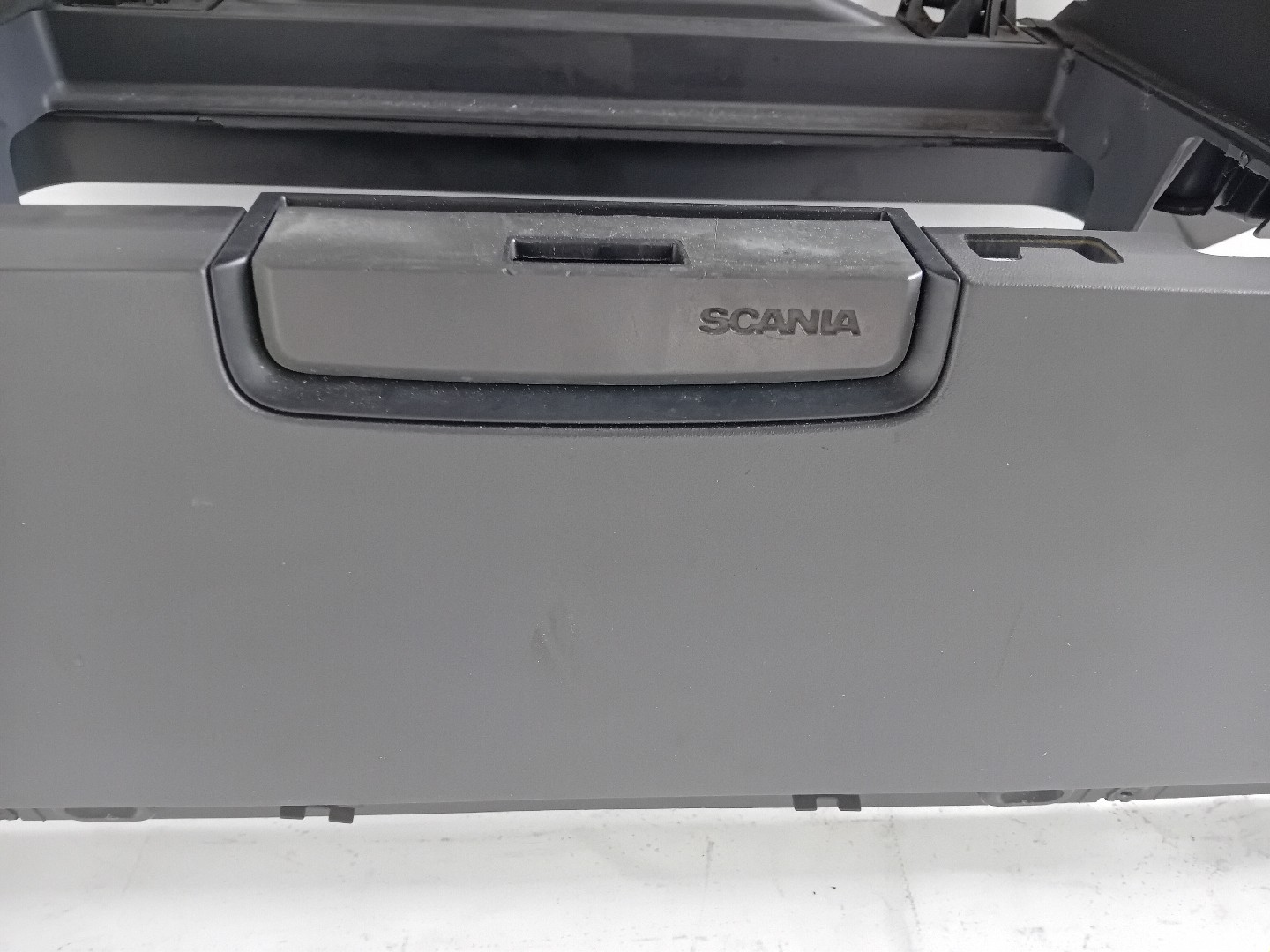 Componentes de Cabine SCANIA P,G,R,T - series | 03 -  Imagem-4