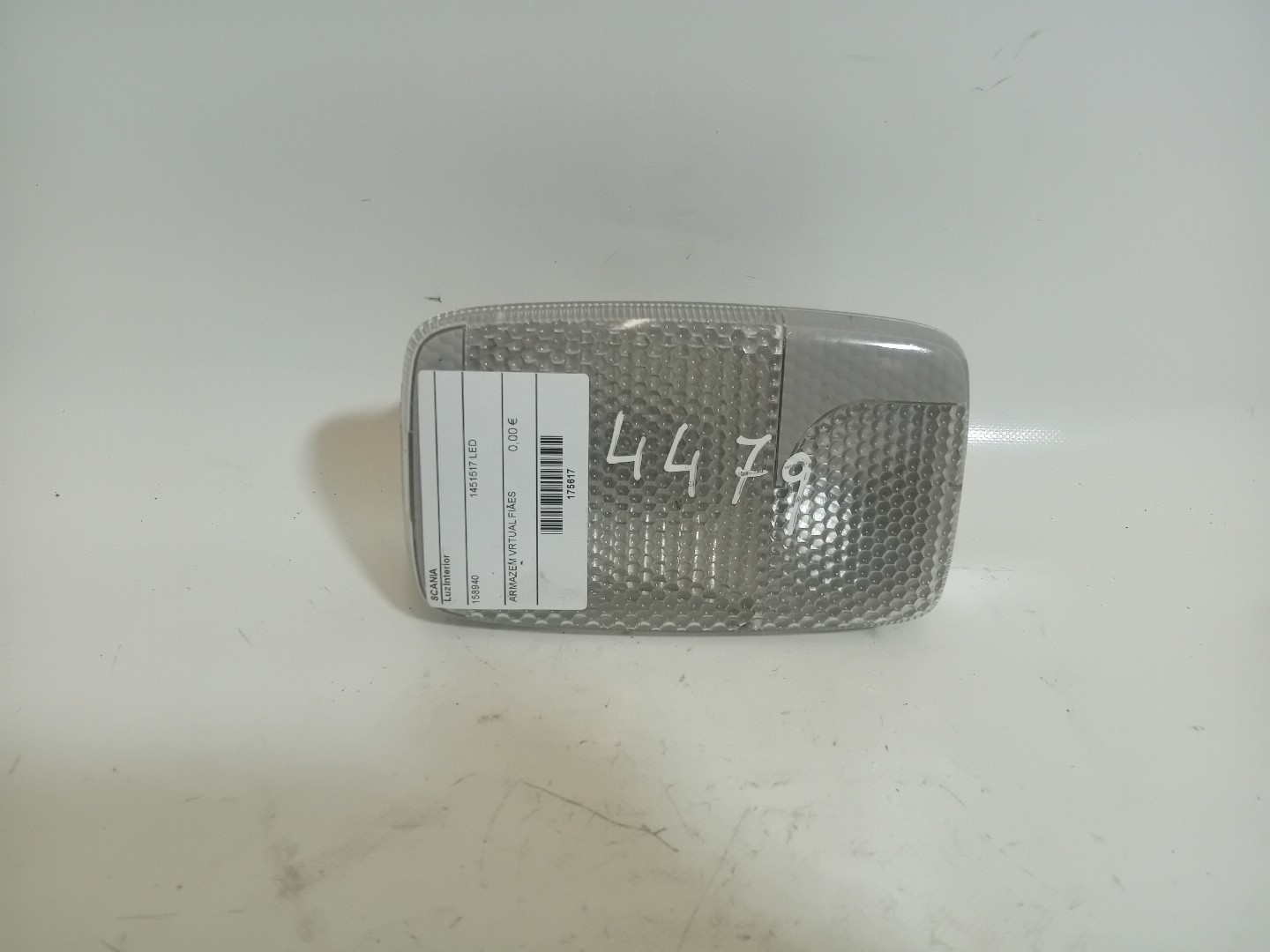 Luz Interior SCANIA P,G,R,T - series | 03 -  Imagem-0