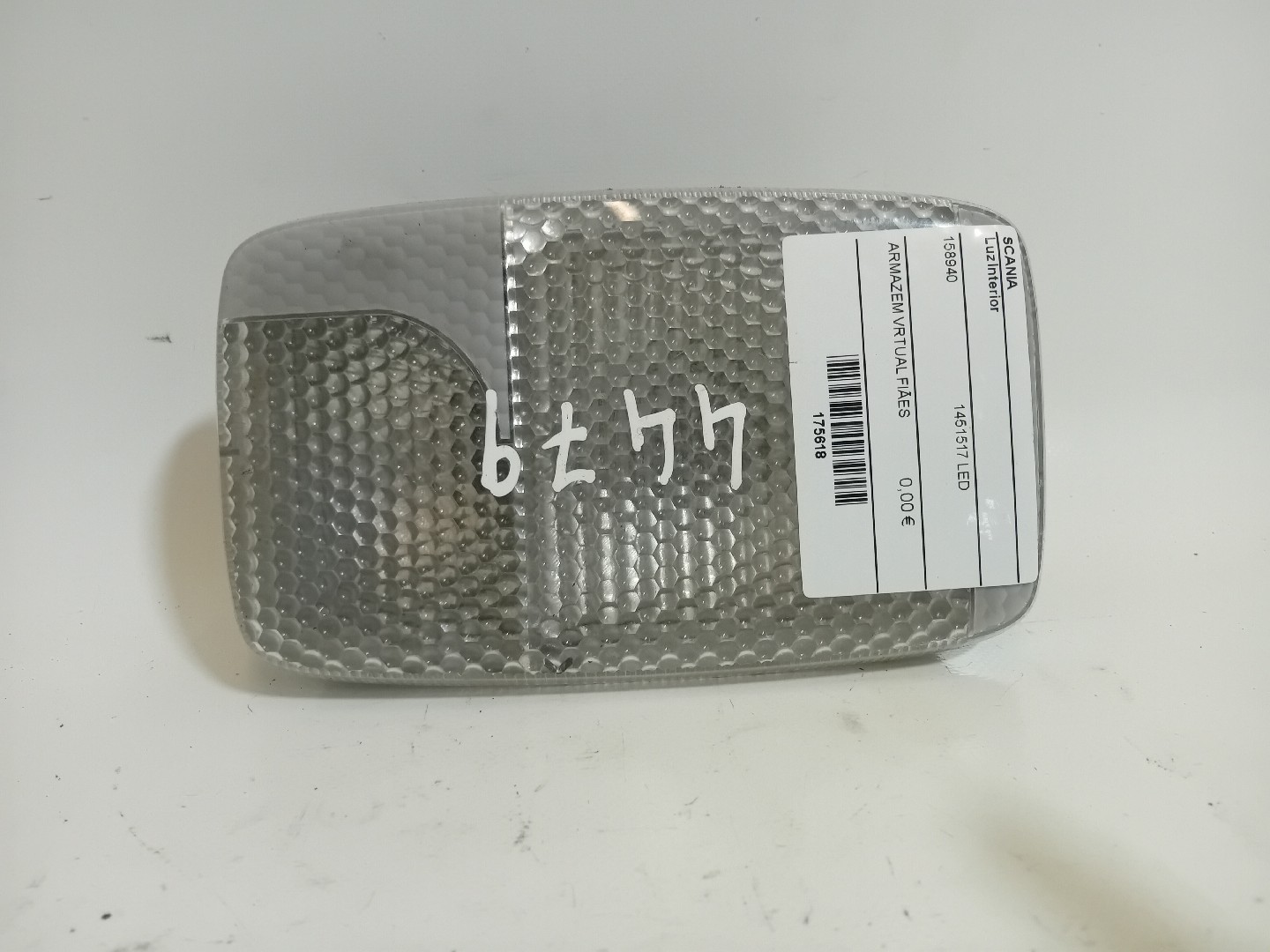 Luz Interior SCANIA P,G,R,T - series | 03 -  Imagem-1