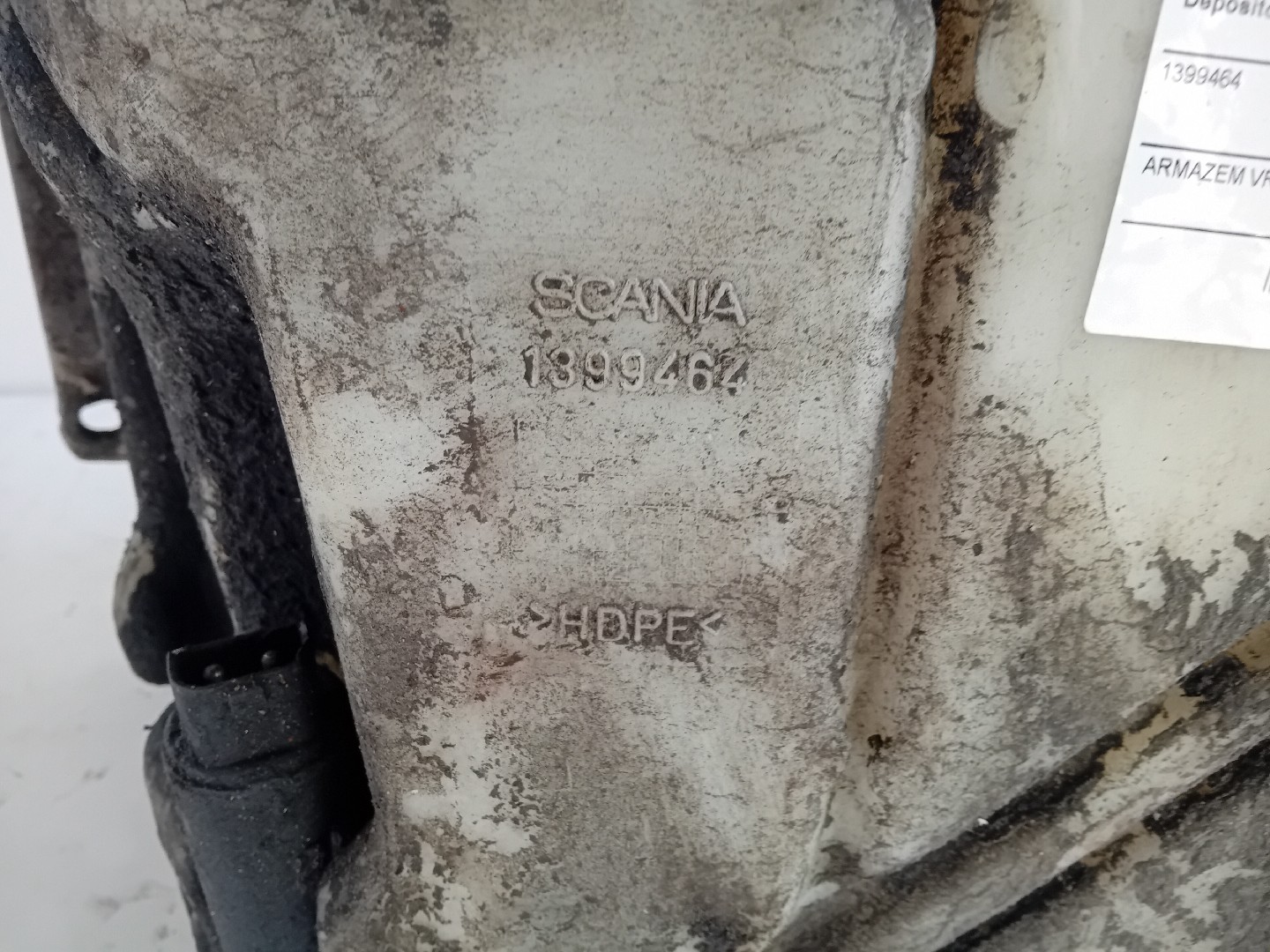 Deposito da Água SCANIA P82H  Imagem-1