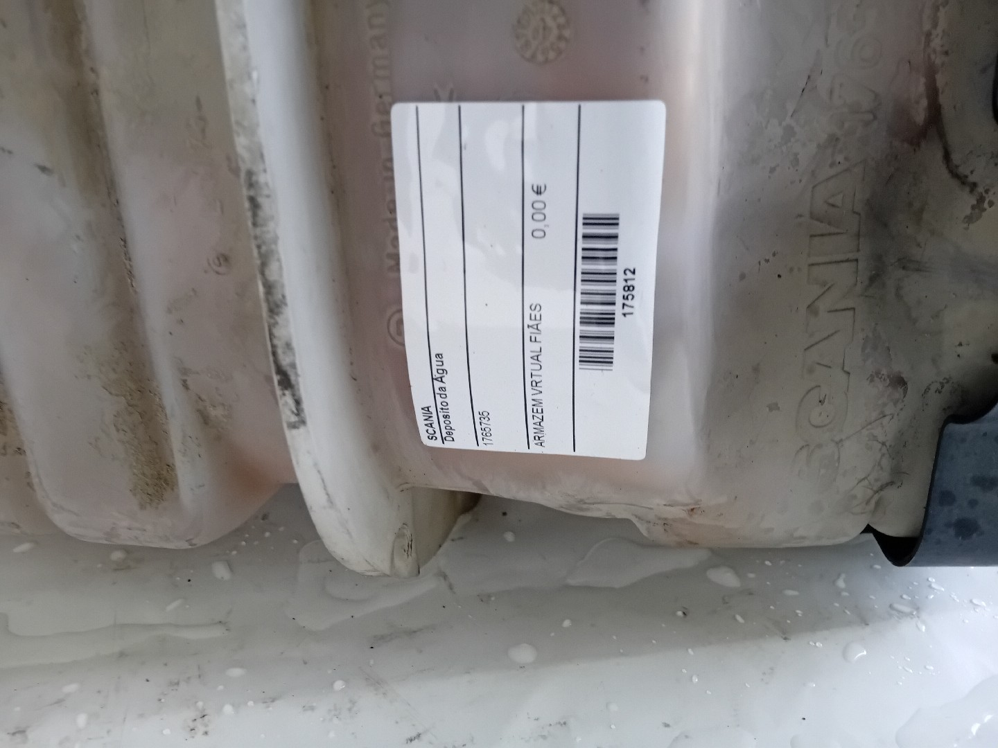 Deposito da Água SCANIA P,G,R,T - series | 03 -  Imagem-5