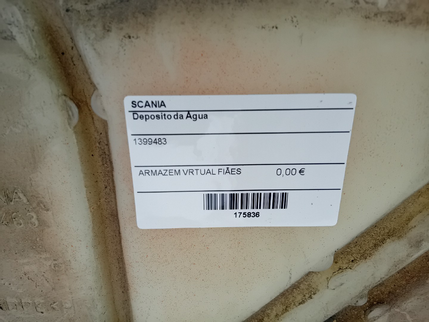 Deposito da Água SCANIA P,G,R,T - series | 03 -  Imagem-2