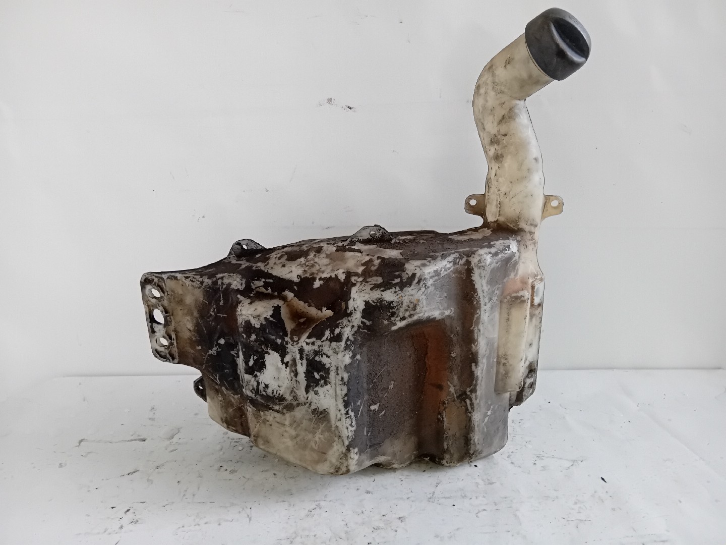 Deposito da Água SCANIA P,G,R,T - series | 03 -  Imagem-3