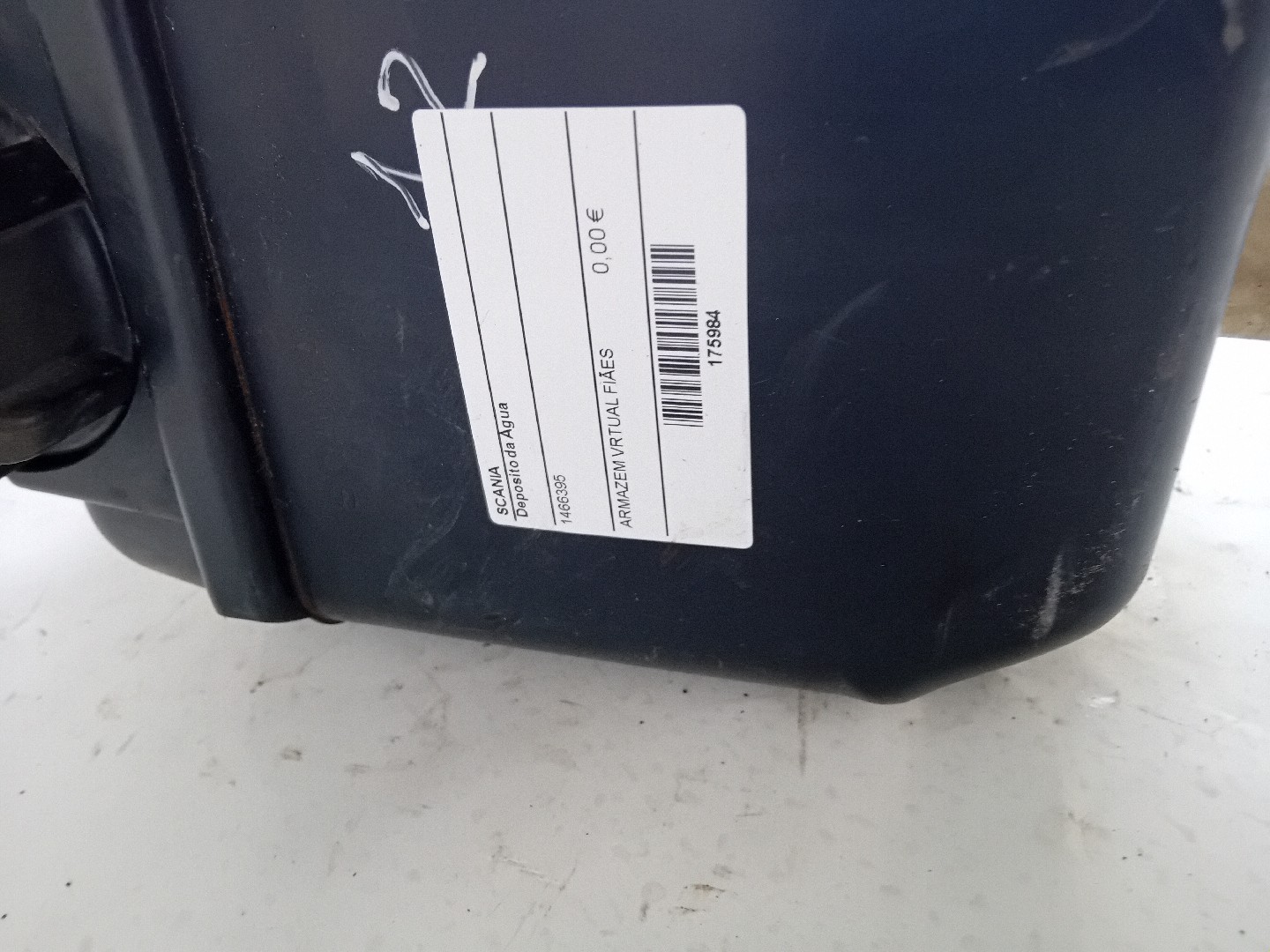 Deposito da Água SCANIA P,G,R,T - series | 03 -  Imagem-3