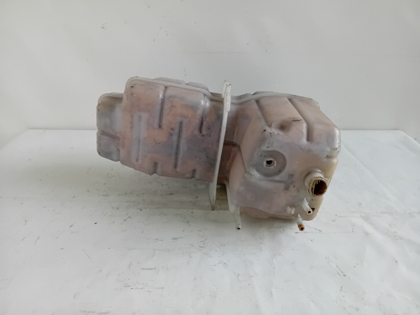 Deposito da Água SCANIA P,G,R,T - series | 03 -  Imagem-2