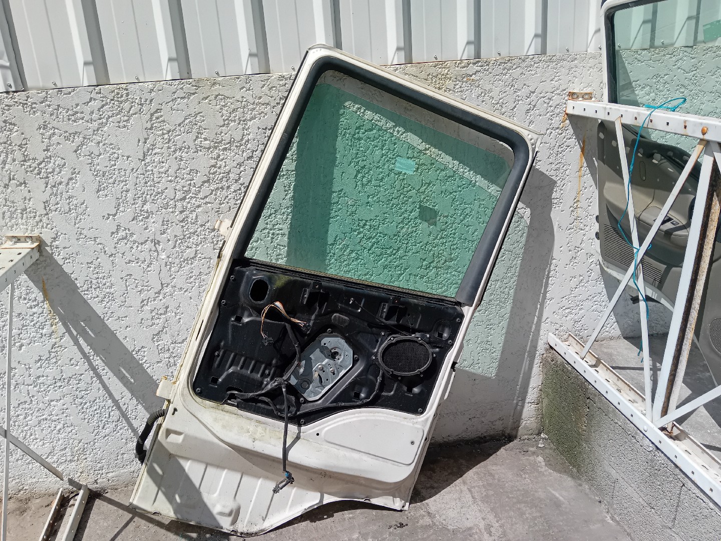 Porta Frente Dto SCANIA P,G,R,T - series | 03 -  Imagem-1