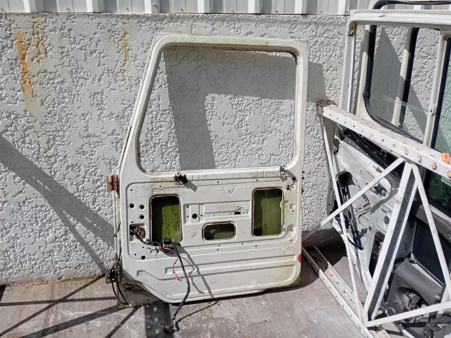 Porta Frente Dto SCANIA 2 - series | 80 - 88 Imagem-1