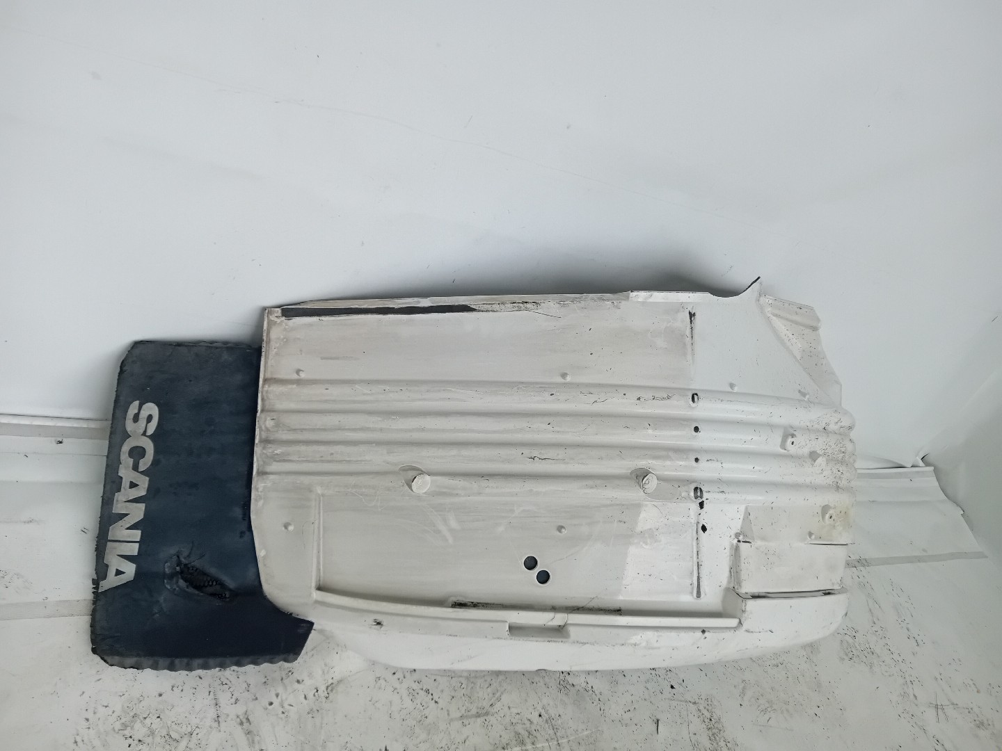 Guarda Lamas SCANIA P,G,R,T - series | 03 -  Imagem-1