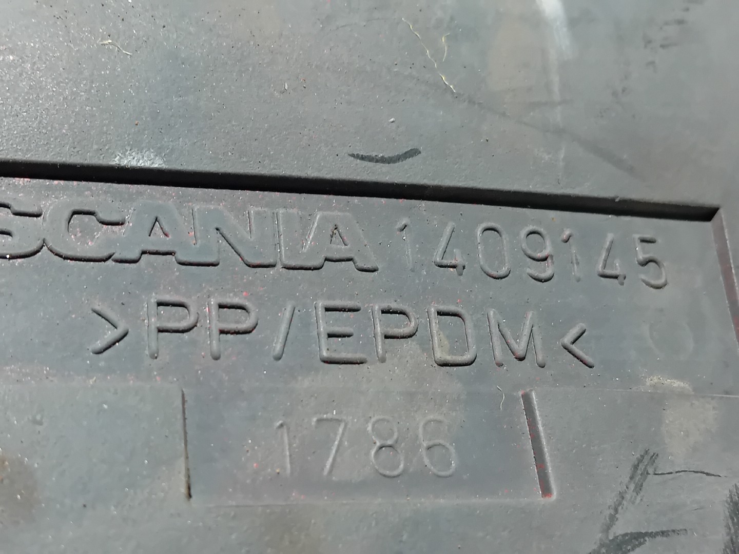 TUBO DE ADMICAO SCANIA P/R/S/T/G Imagem-4