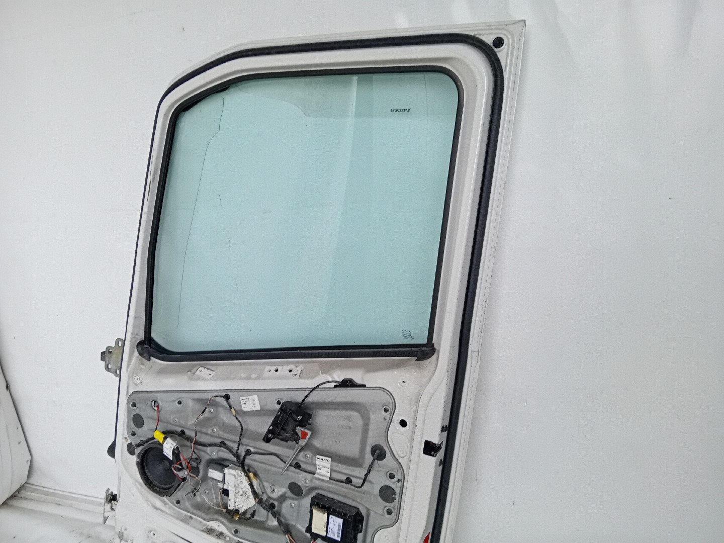 Porta Frente Dto VOLVO FH (4) Facelift 2020 Imagem-12