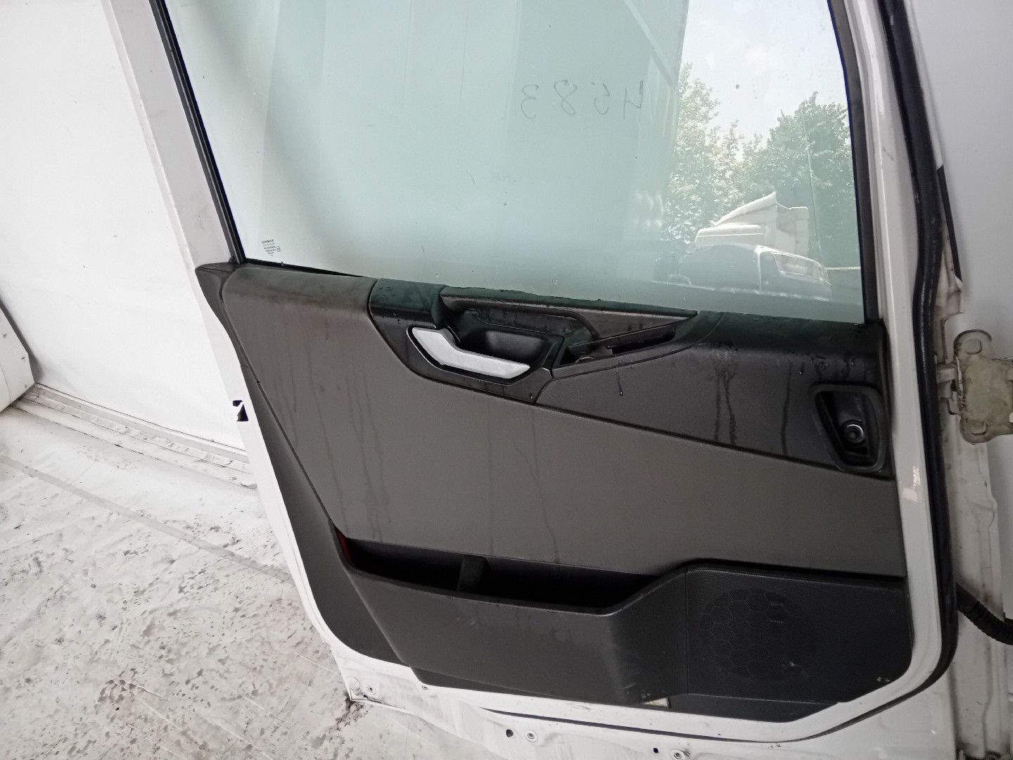Front Door Left  VOLVO FH (4) Facelift 2020 Imagem-8