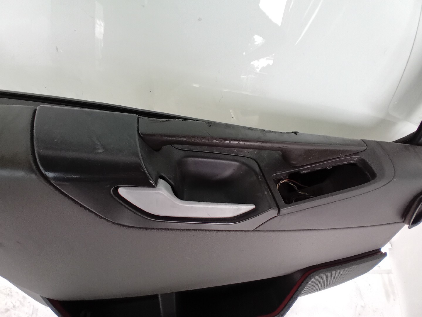 Front Door Left  VOLVO FH (4) Facelift 2020 Imagem-11