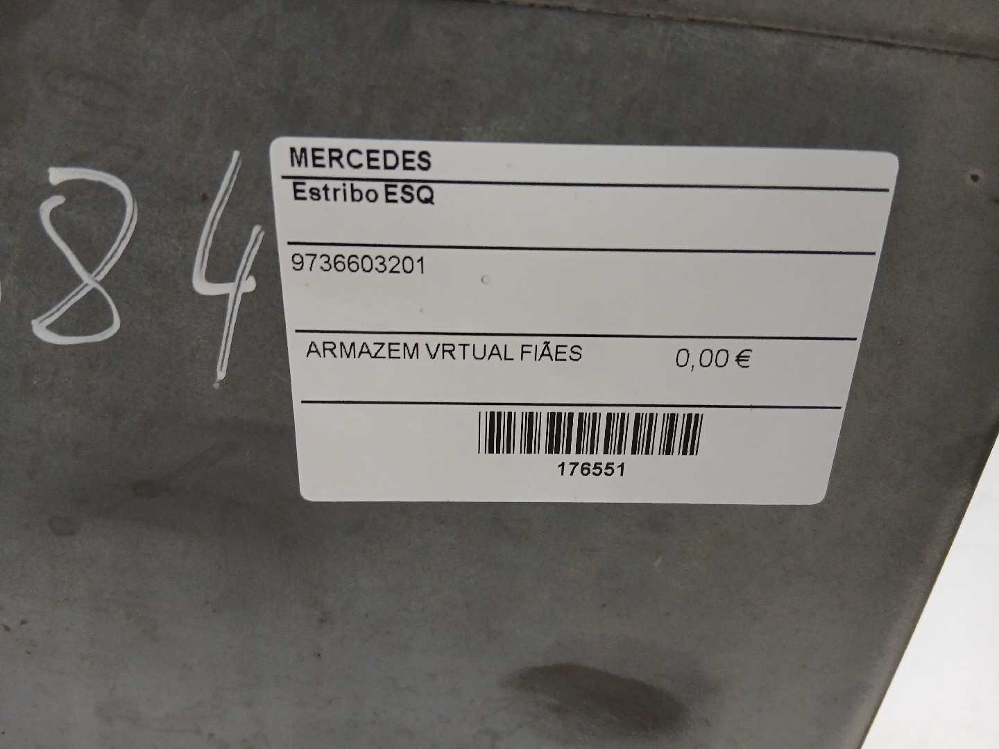 Estribo ESQ MERCEDES-BENZ ATEGO 2 | 04 -  Imagem-4