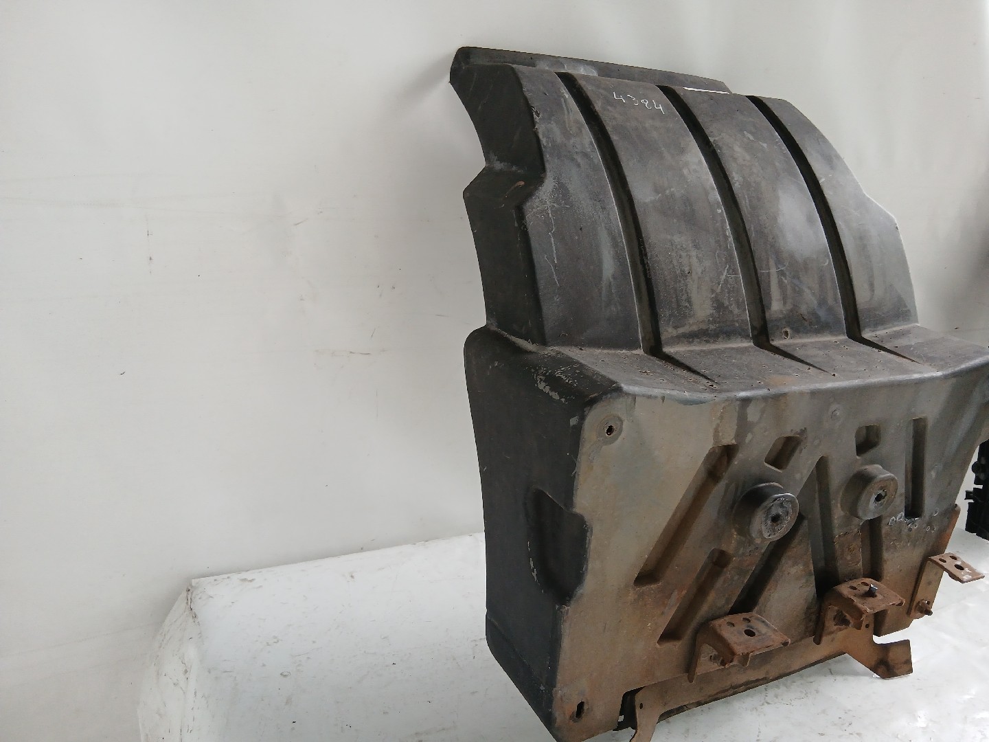 Guarda Lamas MERCEDES-BENZ ATEGO | 98 - 04 Imagem-5