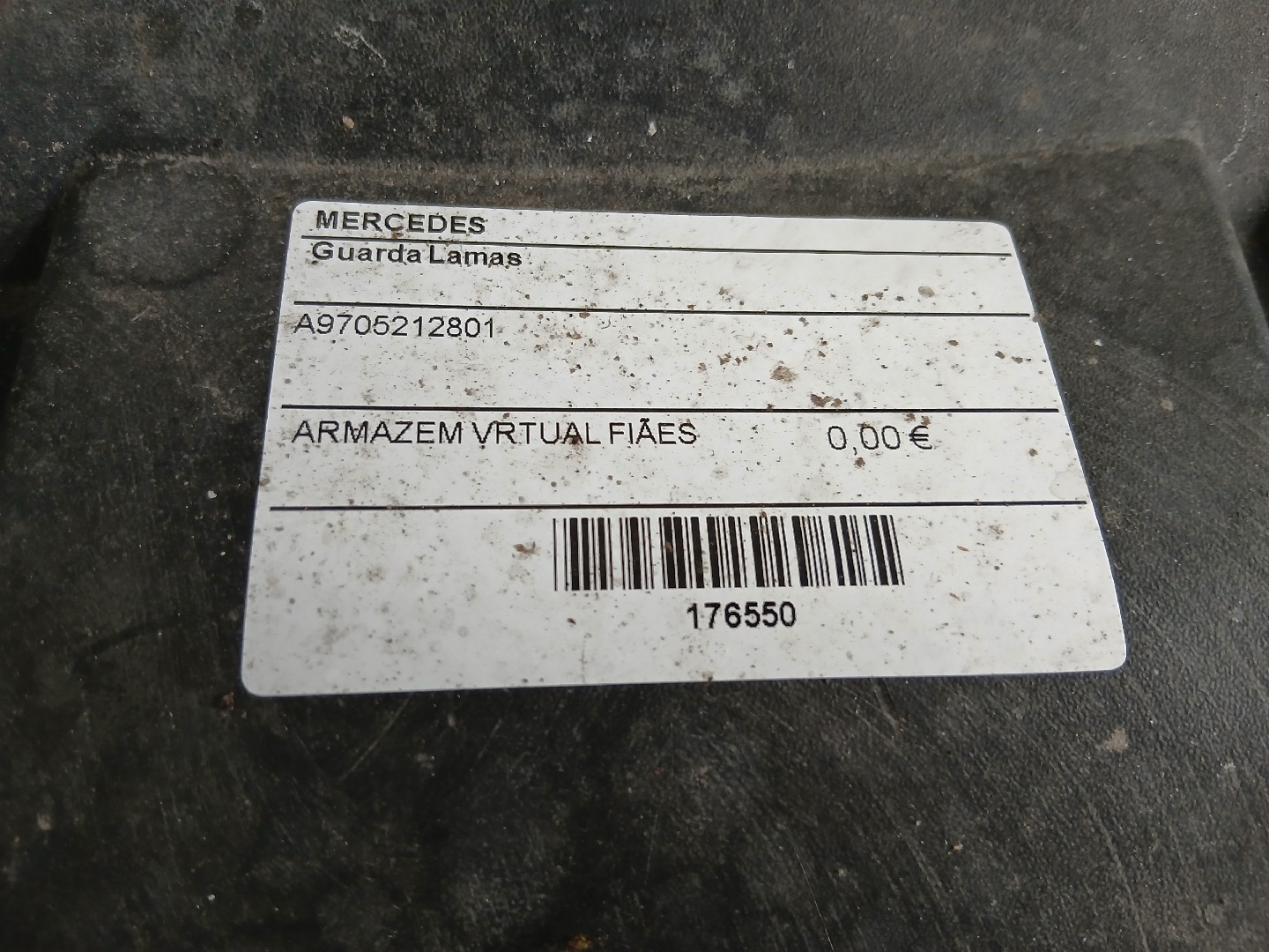 Guarda Lamas MERCEDES-BENZ ATEGO | 98 - 04 Imagem-3