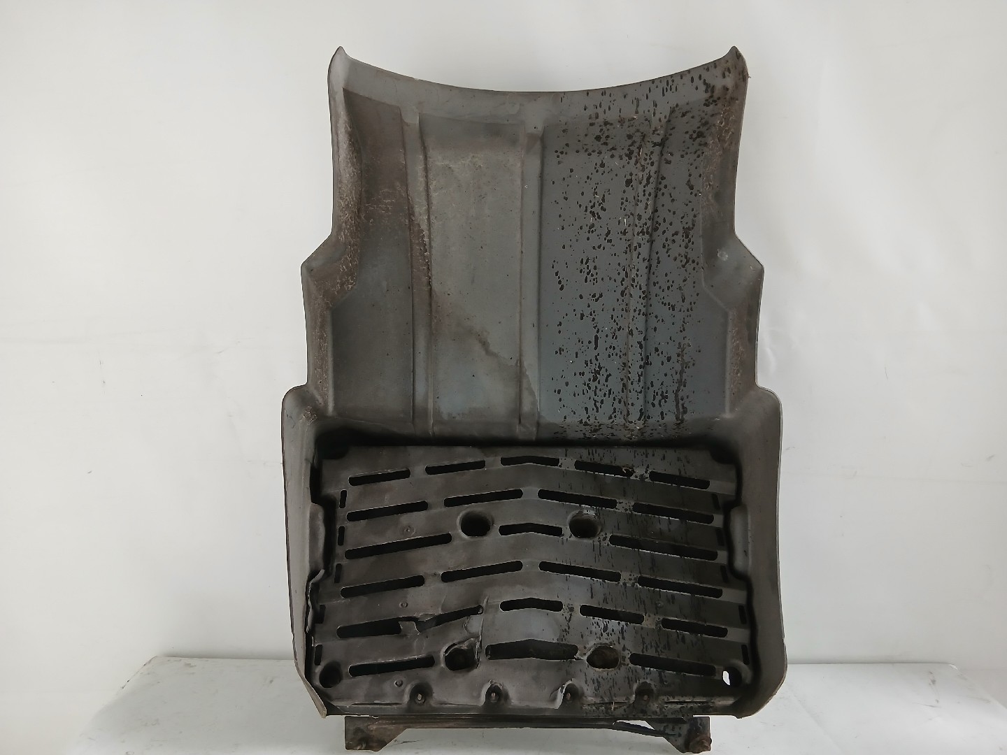 Guarda Lamas MERCEDES-BENZ ATEGO | 98 - 04 Imagem-6