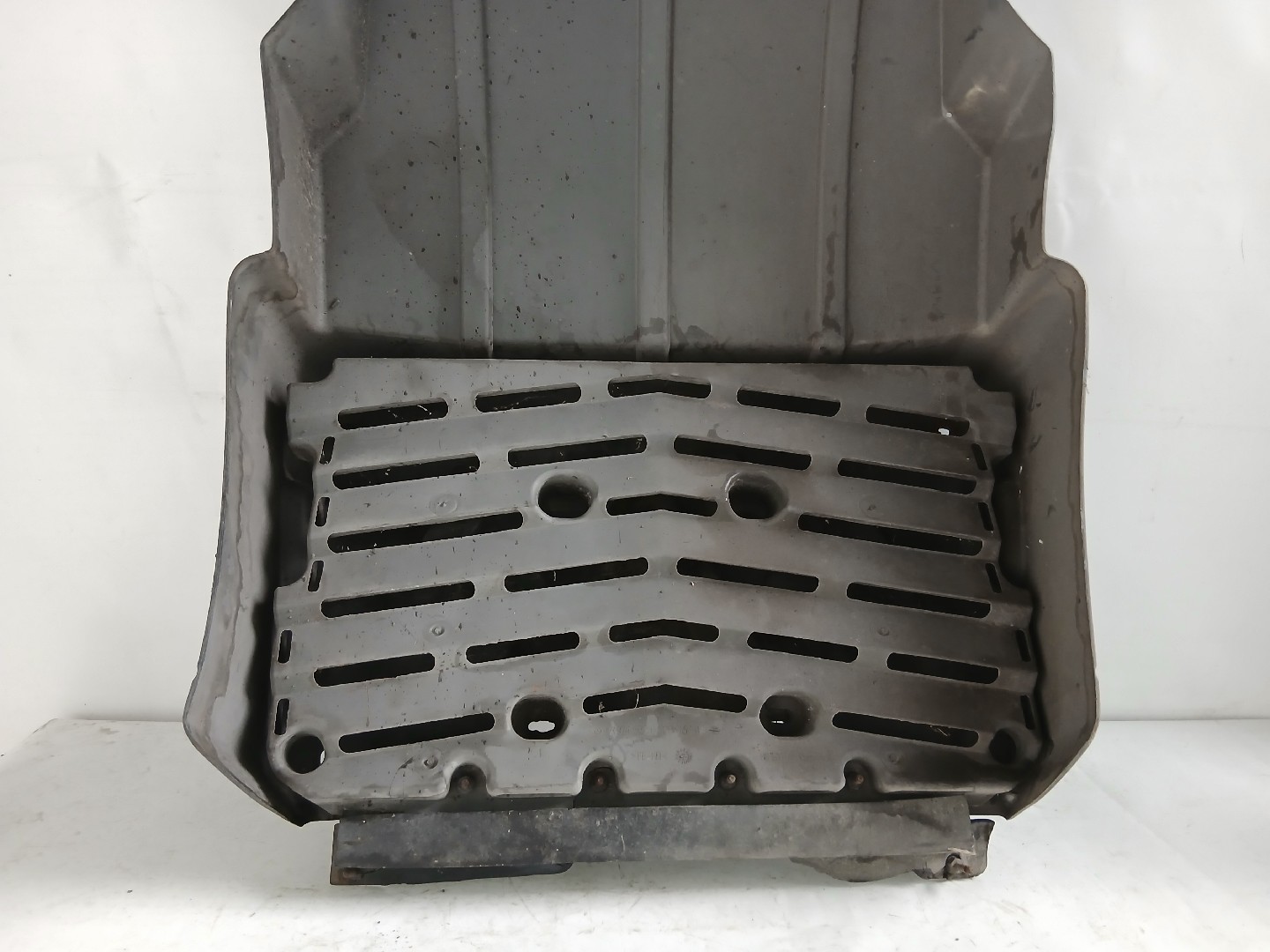 Guarda Lamas MERCEDES-BENZ ATEGO | 98 - 04 Imagem-6