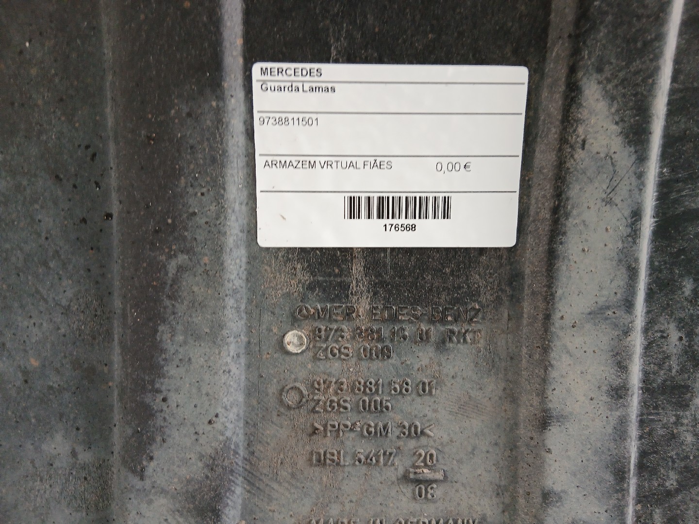 Guarda Lamas MERCEDES-BENZ ATEGO | 98 - 04 Imagem-2